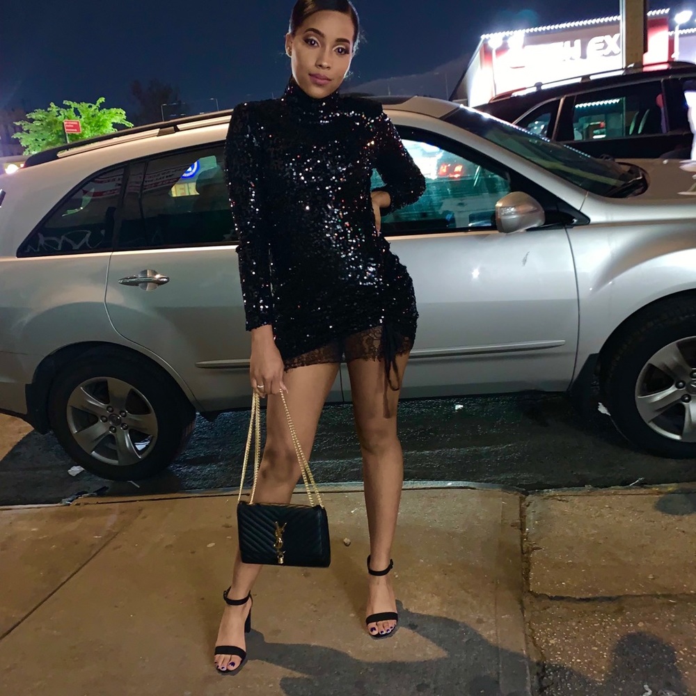 Black mini Dress